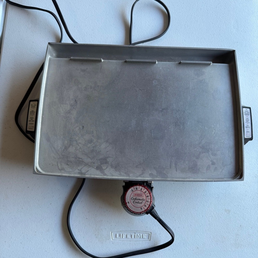 Universal Automatic Griddle Appliance 8280 Silver Vintage Cookamatic Control